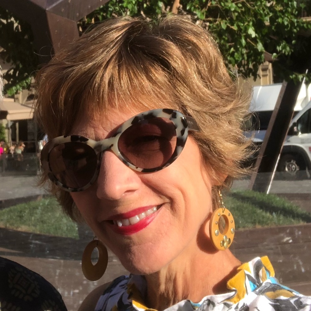 Meet your Posher, Tracy